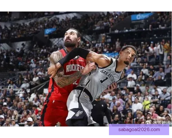 活塞时隔19年再夺东部第一 杜伦贡献16分7篮板乔治砍下20分